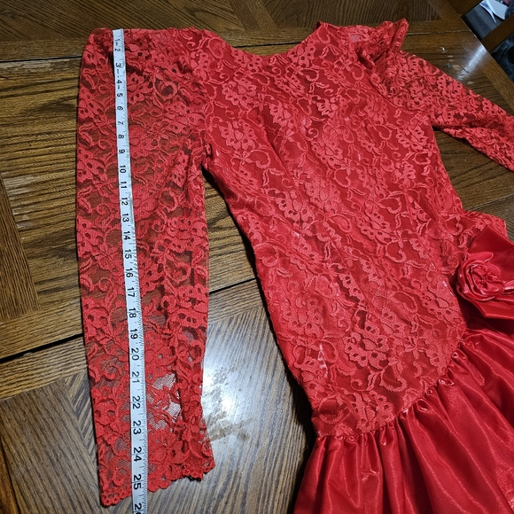 Lydia Deetz Vintage Red Costume Dress - Picture 8 of 9